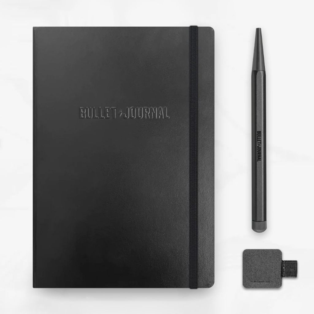 Leuchtturm1917 Bullet Journal Stealth Collector's Set - All Black Notebook Drehgriffel Pen Pen Loop
