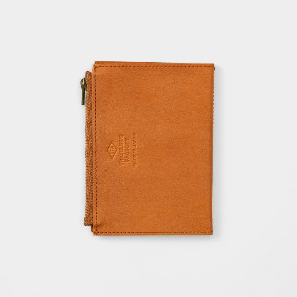 [On Hand] Traveler's Factory Passport Size Leather Zipper Case