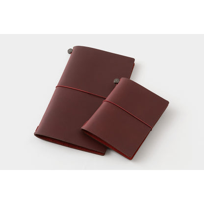 Limited Edition! TRAVELER’S Notebook LOVE AND TRIP Red - Notebook